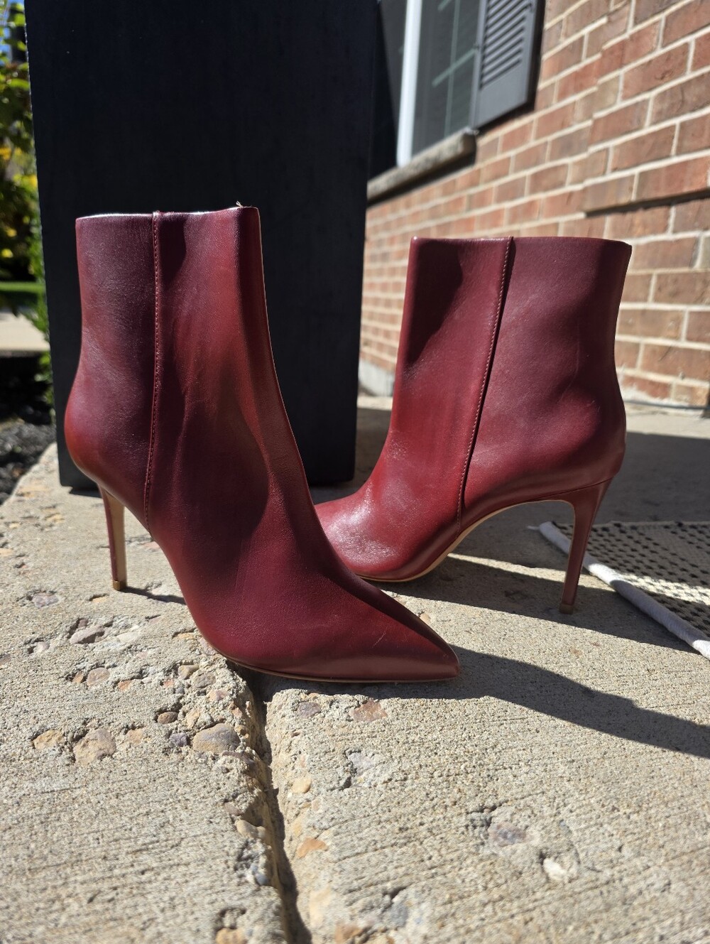 Schutz Mikki Casual Leather Bootie In Scarlett Red Sz 8B